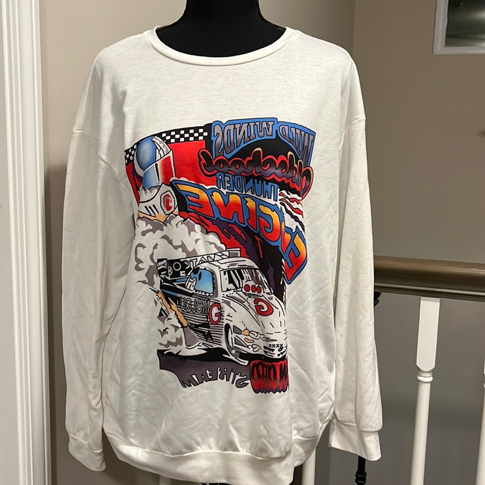 SHEIN, M, white